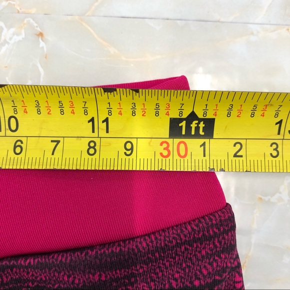 Adidas Girls Pink Capris Size 10-12 - Picture 3 of 5